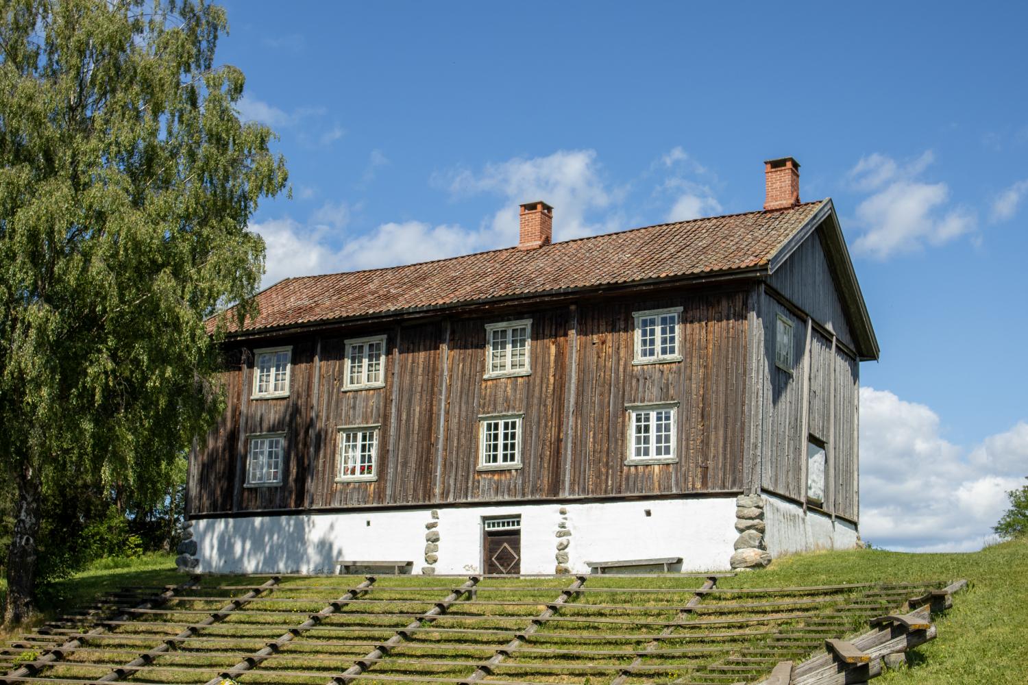Hovedhuset på Hadeland Folkemuseum