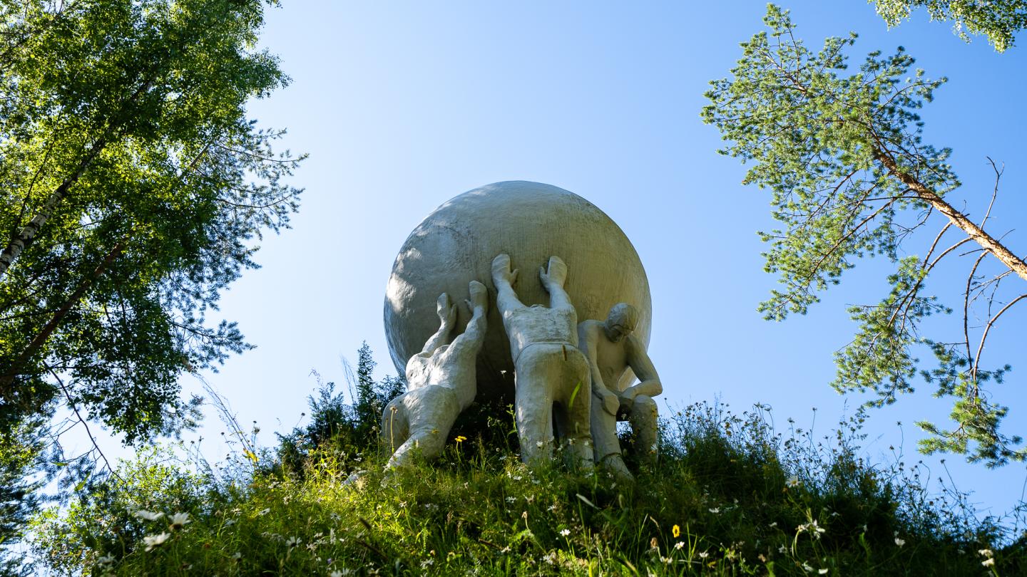 Statuette på Kistefoss